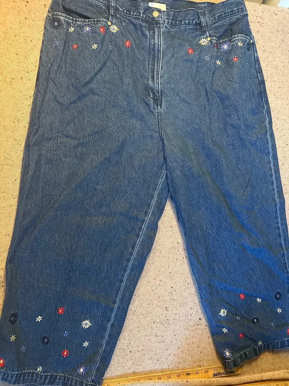 VTG Bill Blass Embroidered Jeans Capri 22W 1990s Cotton Flowers Boho Cottagecore